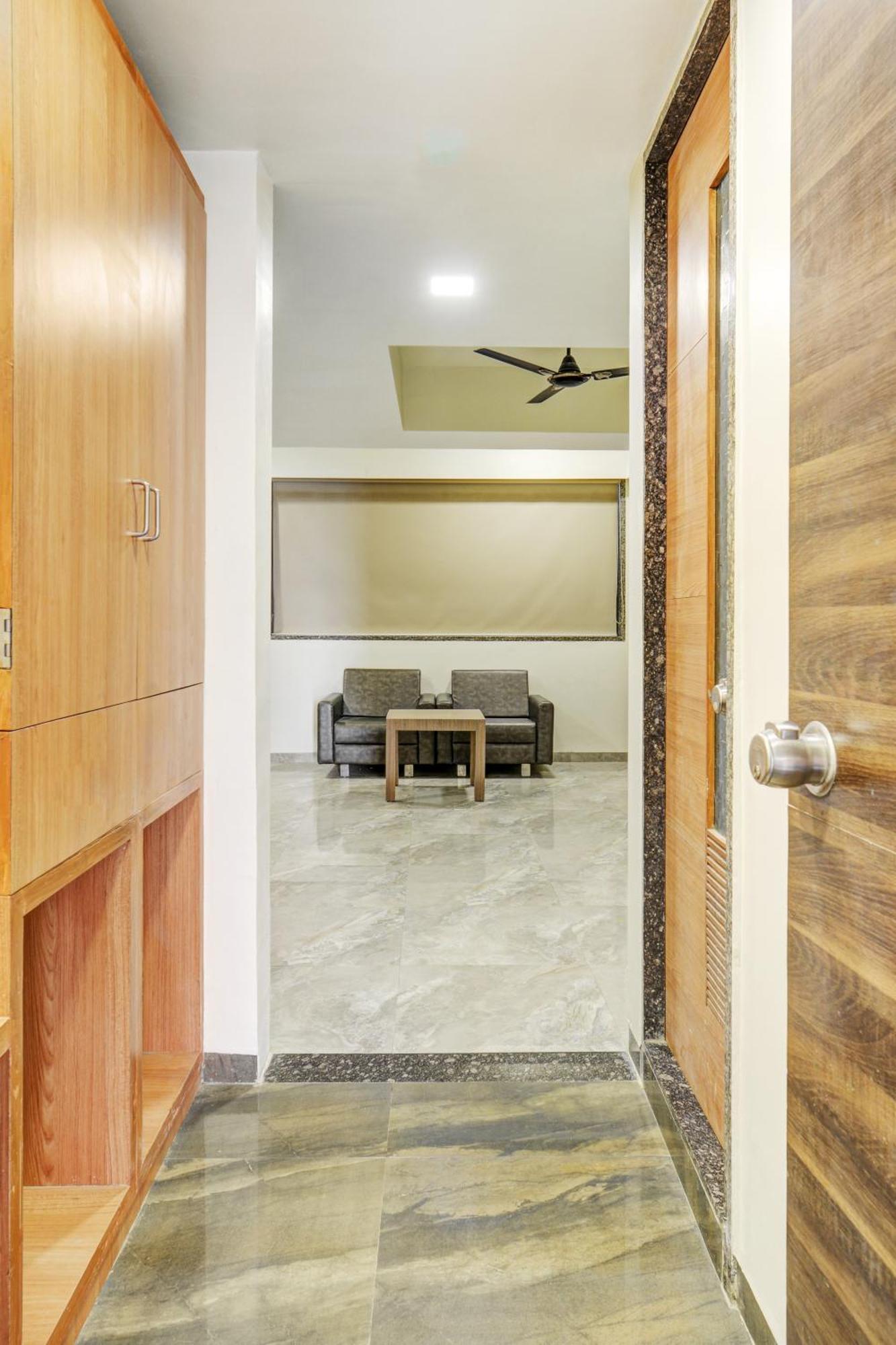 Hotel Desert Inn Tharad Екстер'єр фото